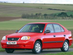 Hyundai Accent 5-Door 2003 года (UK)